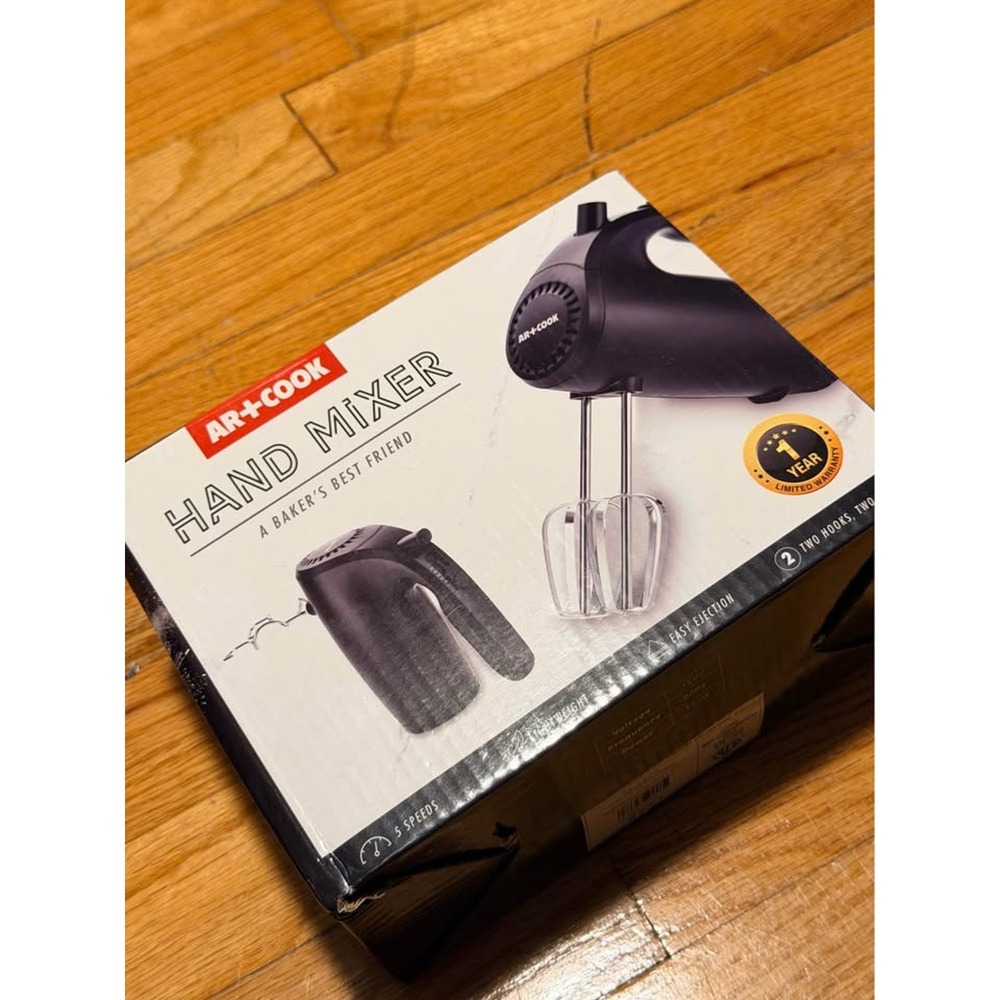 AR+COOK 5-Speed Hand Mixer opened to check